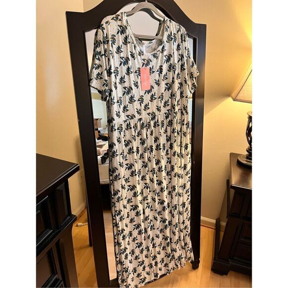 NEW Super Soft Summer Plus Size Maxi Dress with Pockets 5X/28 - Picture 4 of 4